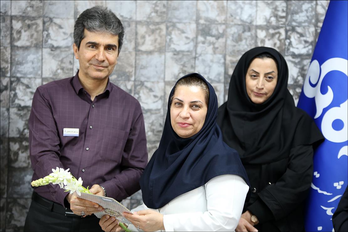 تجلیل از پرستاران نمونه بهداشت و درمان صنعت نفت فارس/ رییس سابق خدمات پرستاری منطقه فارس تکریم شد 19