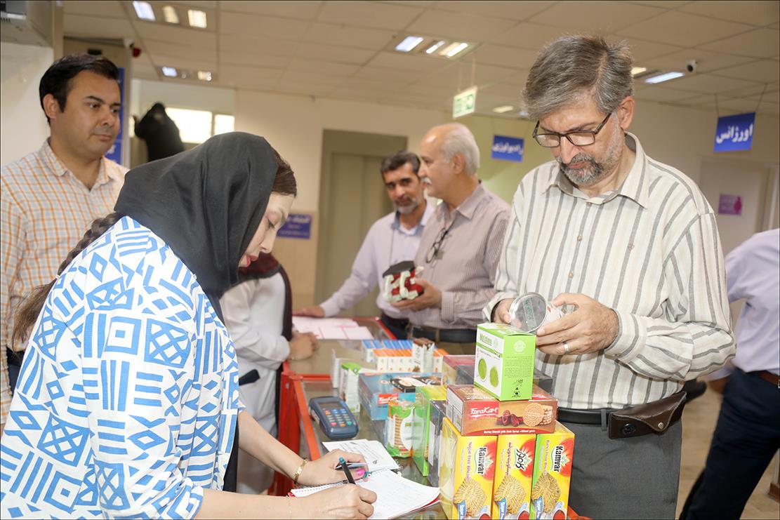 برگزاری برنامه های متعدد در هفته سلامت بهداشت و درمان صنعت نفت فارس 14