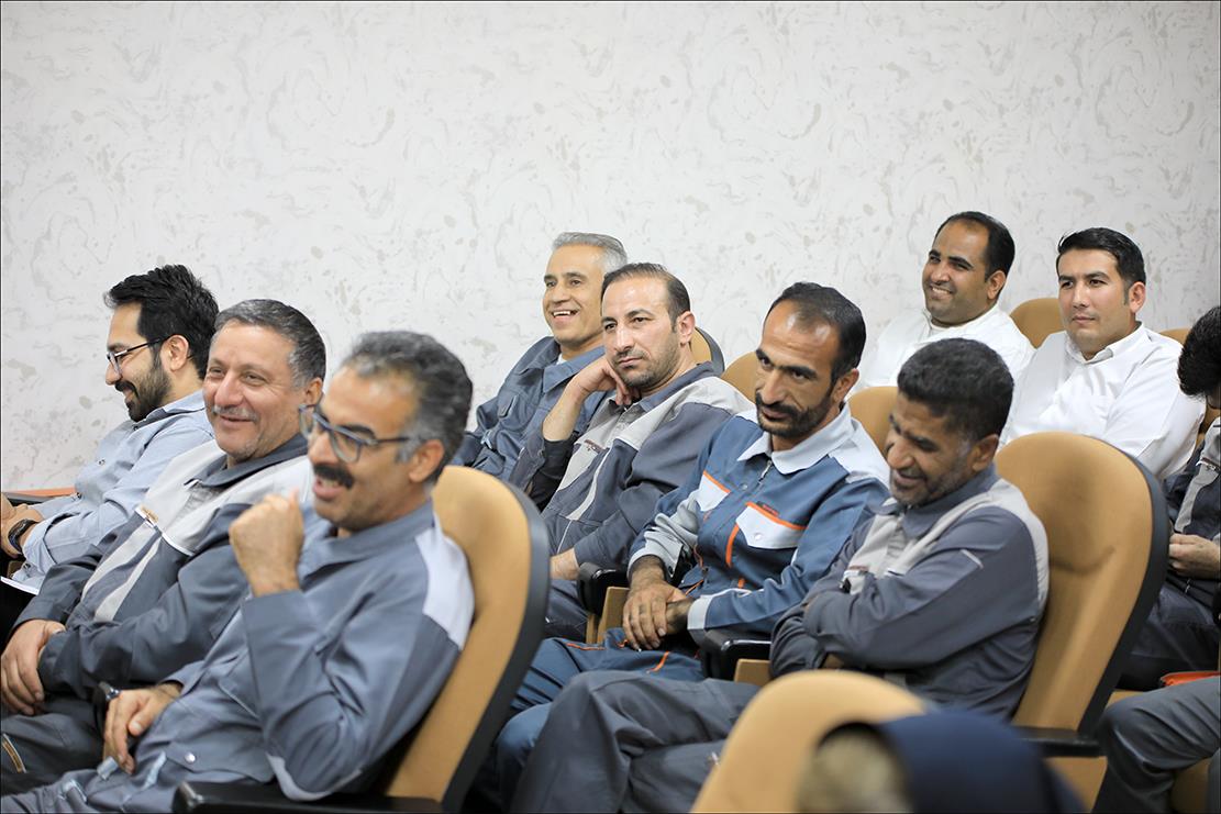 روز جهانی کار و کارگر 14