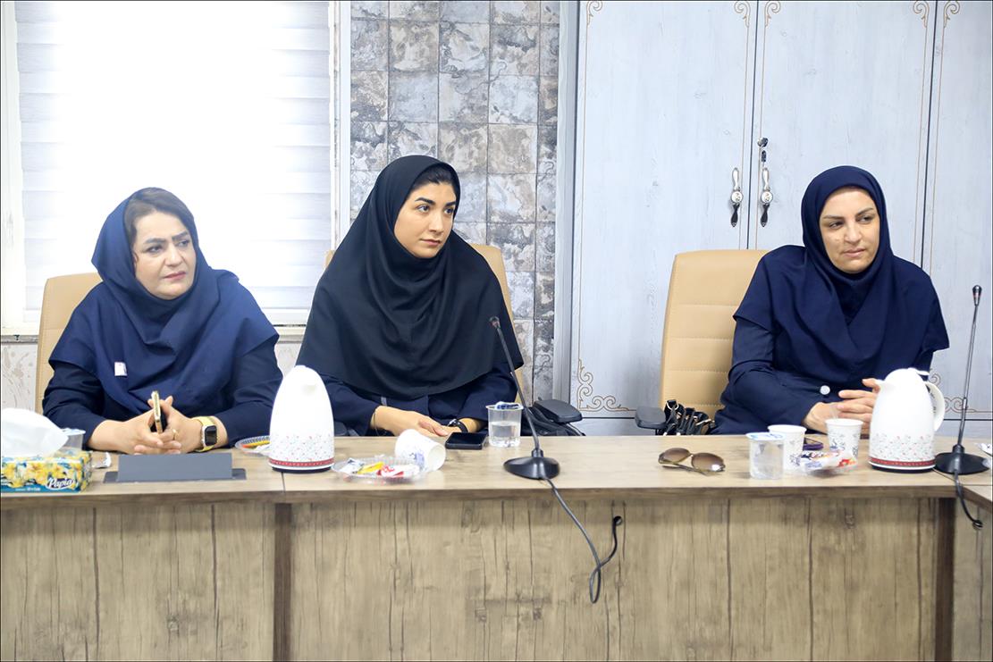 تجلیل از عوامل حادثه نشت گاز پالایشگاه 34