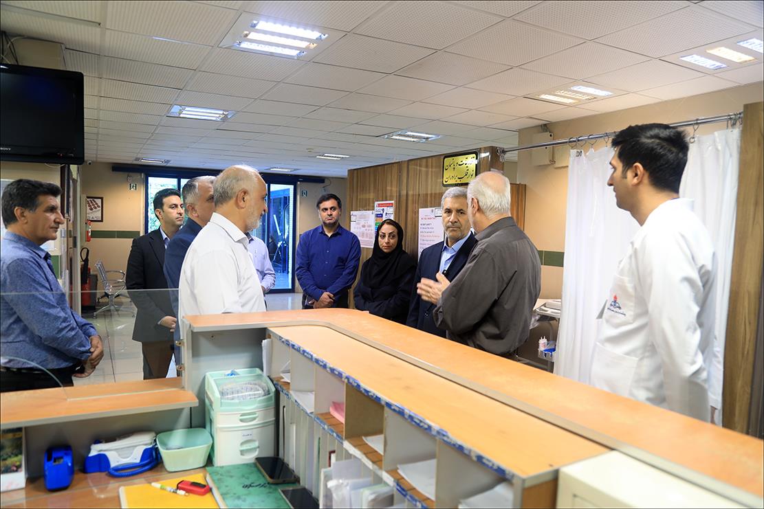 رئیس دانشگاه علوم پزشکی شیراز از بهداشت و درمان صنعت نفت فارس بازدید کرد 15