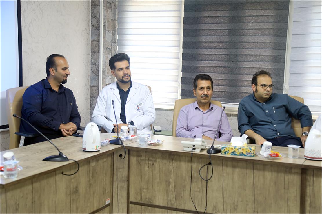 تجلیل از عوامل حادثه نشت گاز پالایشگاه 31