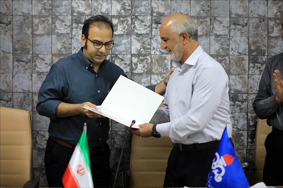 تجلیل از عوامل حادثه نشت گاز پالایشگاه 26