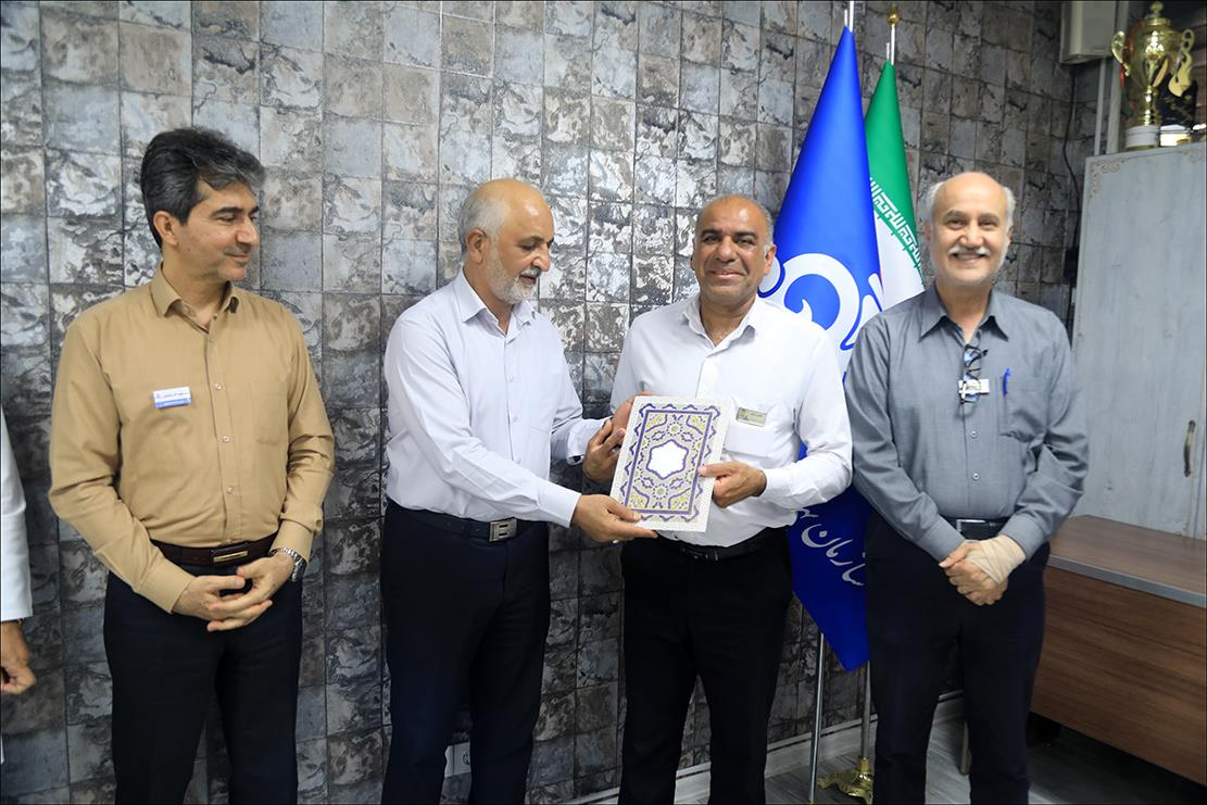 تجلیل از عوامل حادثه نشت گاز پالایشگاه 20