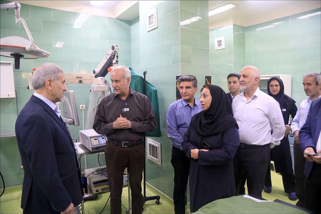 رئیس دانشگاه علوم پزشکی شیراز از بهداشت و درمان صنعت نفت فارس بازدید کرد 1