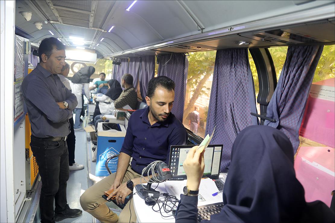 30 هزار لیتر خون اهدایی بهداشت و درمان صنعت نفت فارس  26
