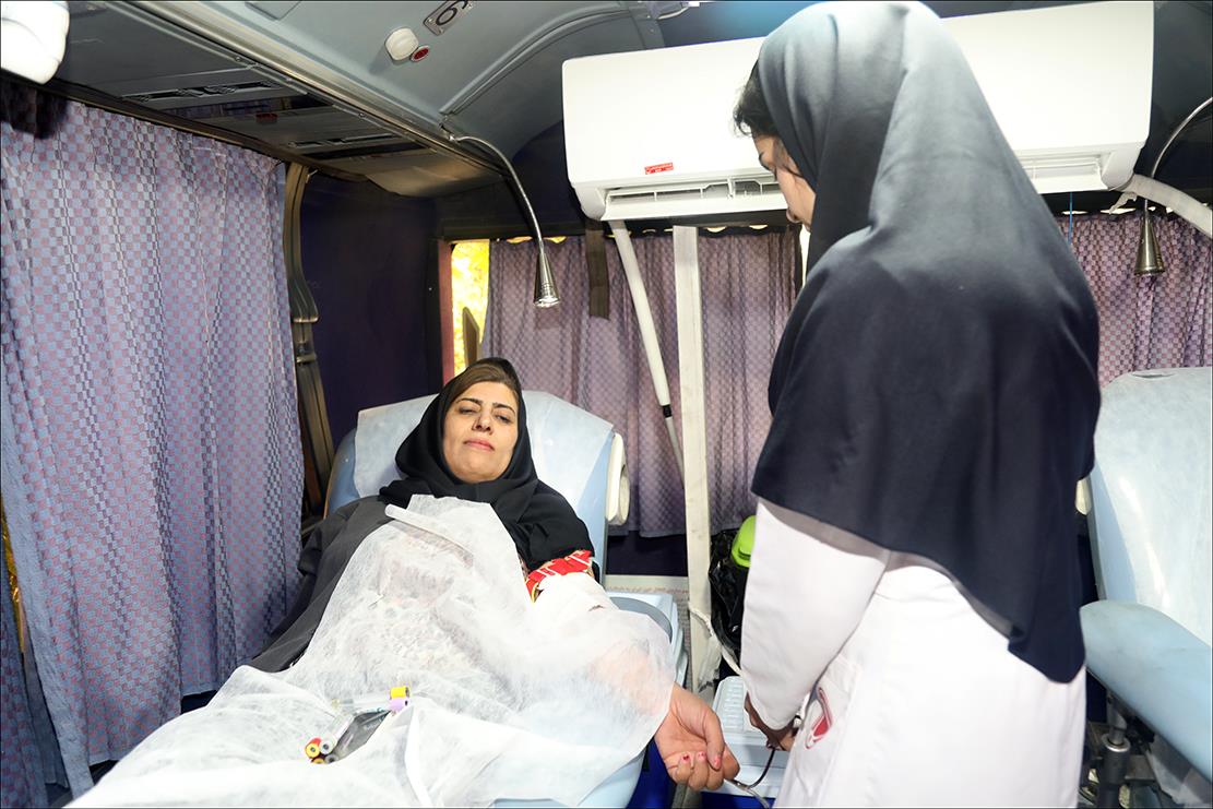 30 هزار لیتر خون اهدایی بهداشت و درمان صنعت نفت فارس  18
