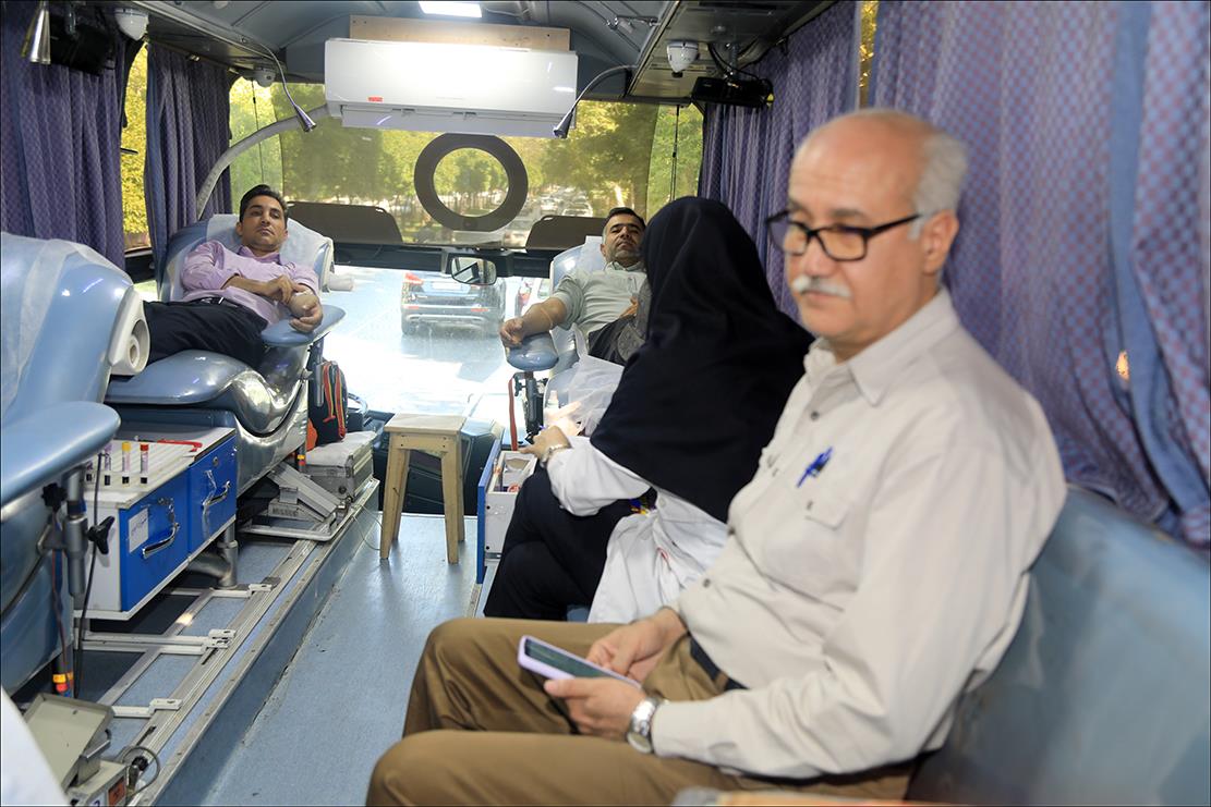 30 هزار لیتر خون اهدایی بهداشت و درمان صنعت نفت فارس  4