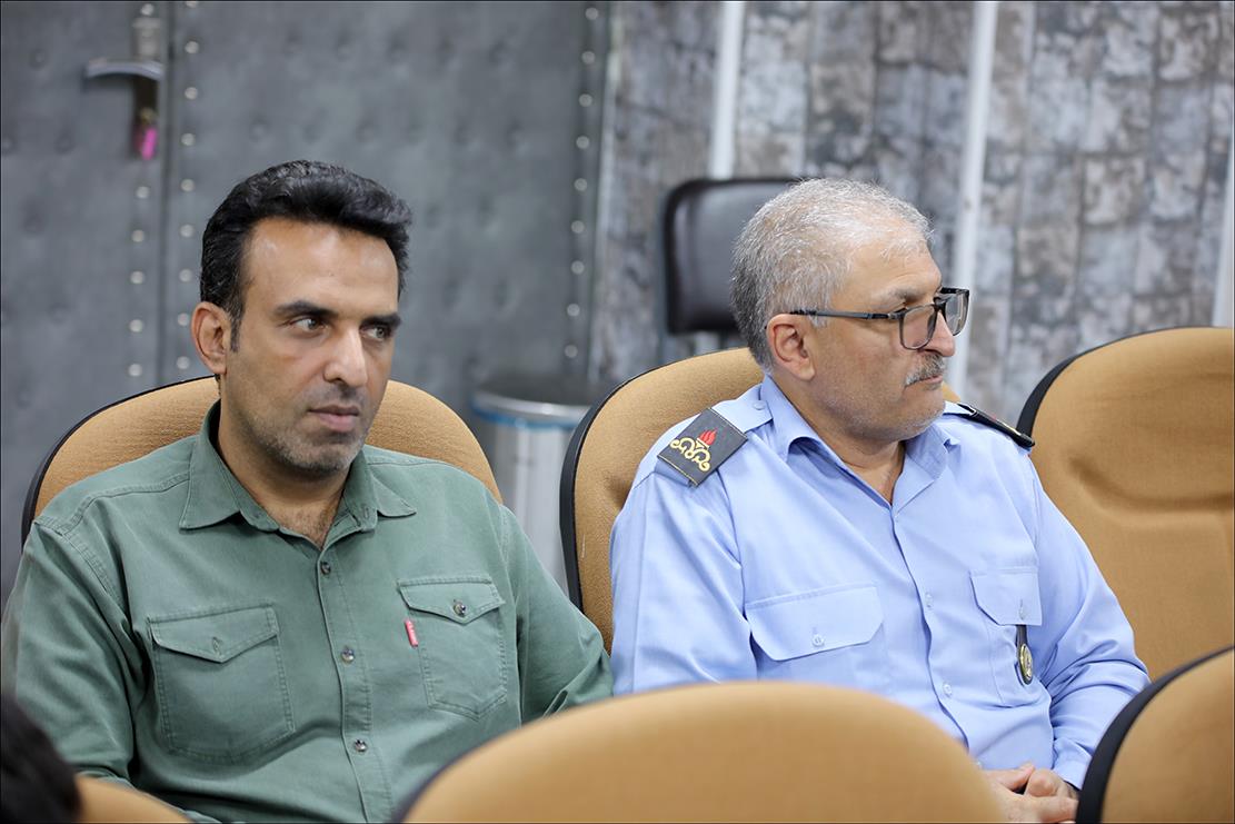 اعضای حوزه مقاومت بسیج در بهداشت و درمان صنعت نفت فارس گرد هم آمدند 14