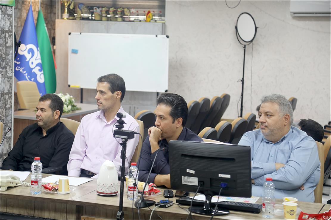 برگزاری نشست روشنگری جهاد تبیین با موضوع جنگ تحمیلی 12 روزه  8