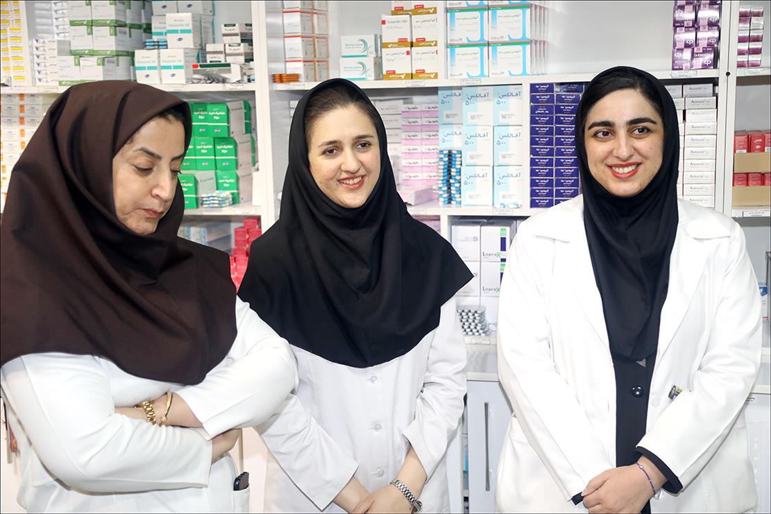 گرامی داشت روز داروساز در بهداشت و درمان صنعت نفت فارس 13