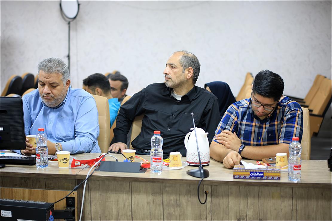 برگزاری نشست روشنگری جهاد تبیین با موضوع جنگ تحمیلی 12 روزه  2