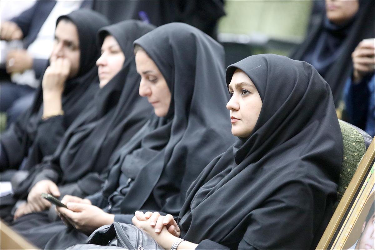 هفته دفاع مقدس/ همایش فرزندان شهدا 32