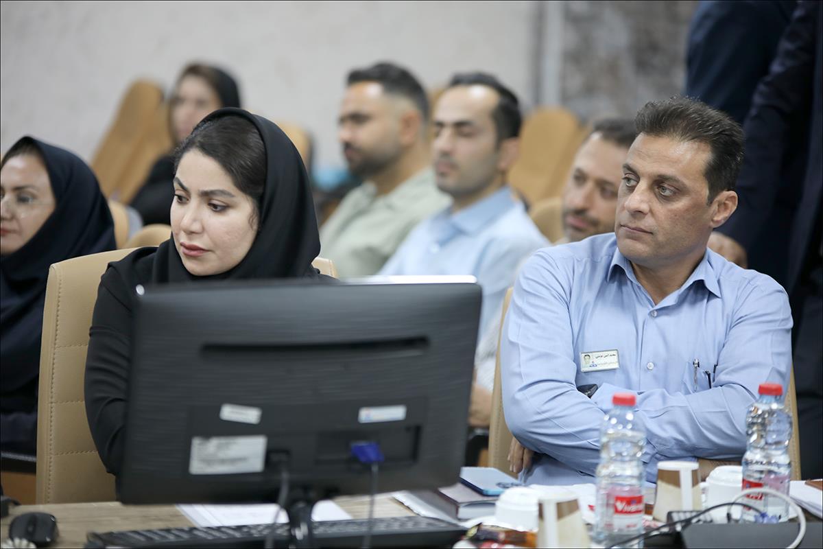نخستین روز از همایش دو روزه نرم افزار یکپارچه درمانگاهی سازمان در شیراز 32