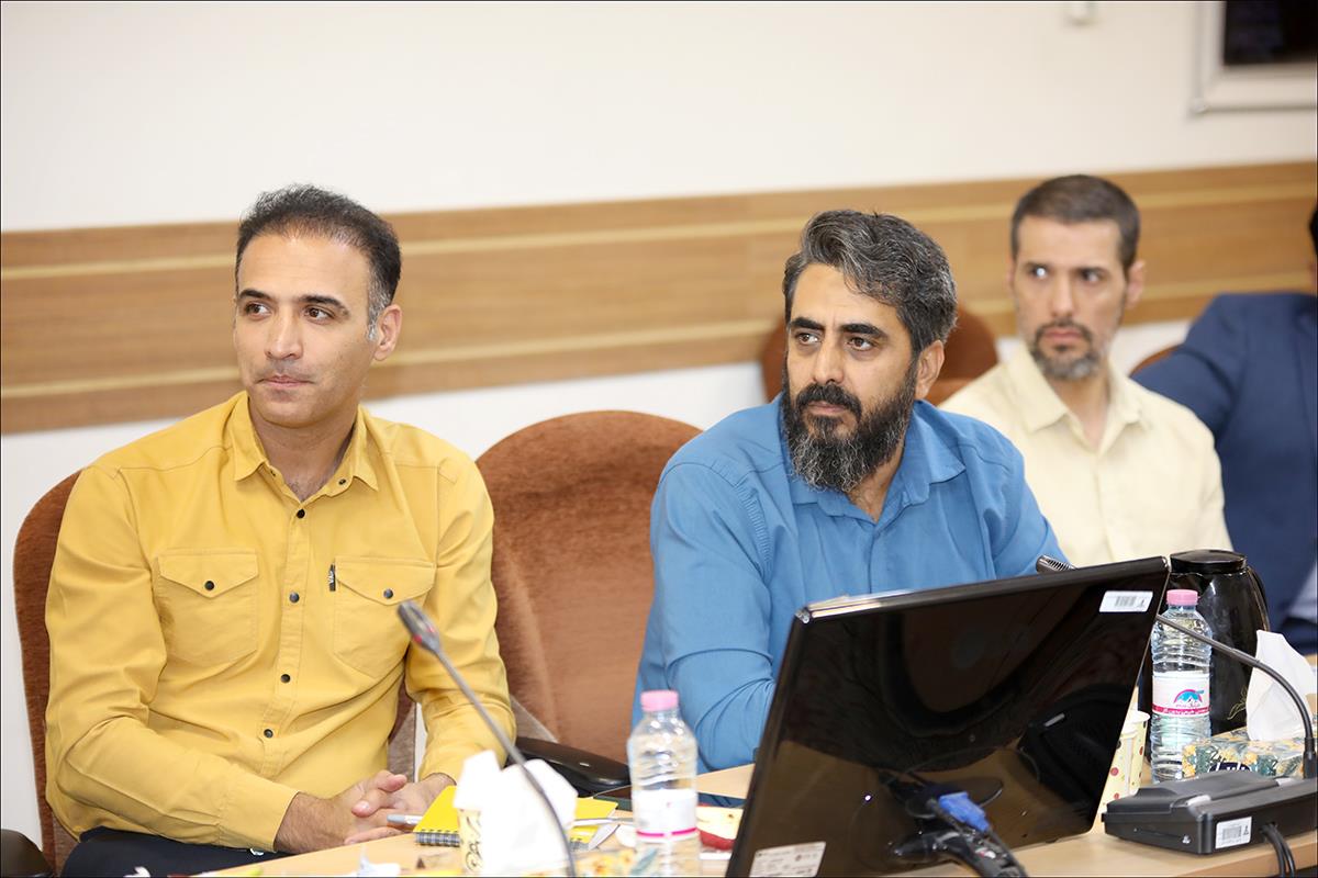 هم اندیشی مدیران شرکت های نفتی فارس با رییس بهداشت و درمان صنعت نفت فارس  29