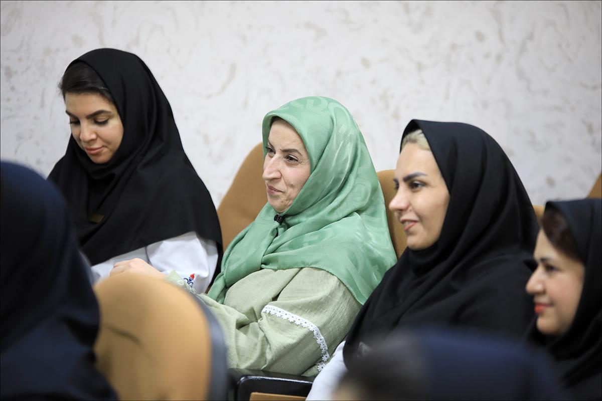 ولادت حضرت فاطمه (س)، روز مادر و روز زن 3 31