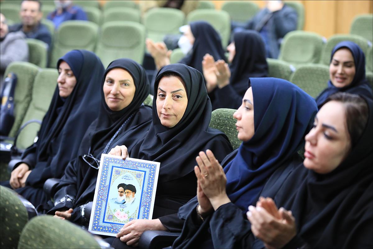 هفته بسیج/همایش بزرگ تجلیل از بسیجیان نمونه 10