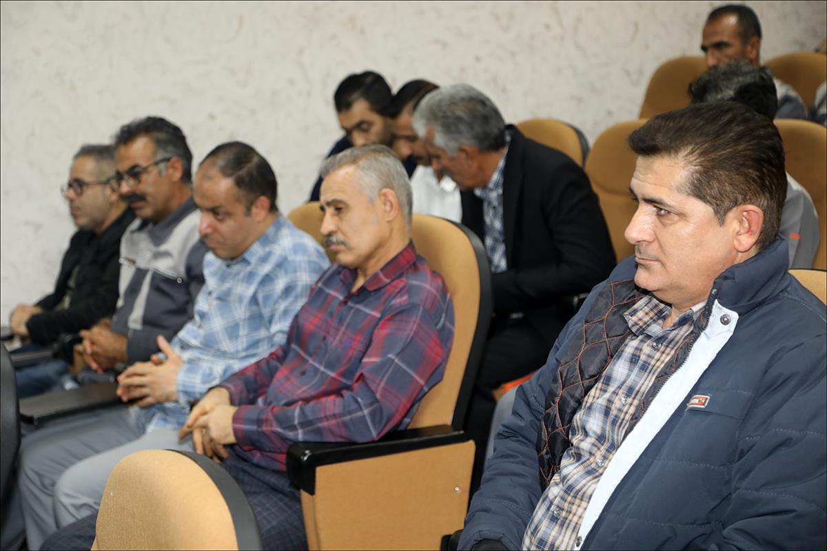 کلاس آموزش خدماتی ها 20