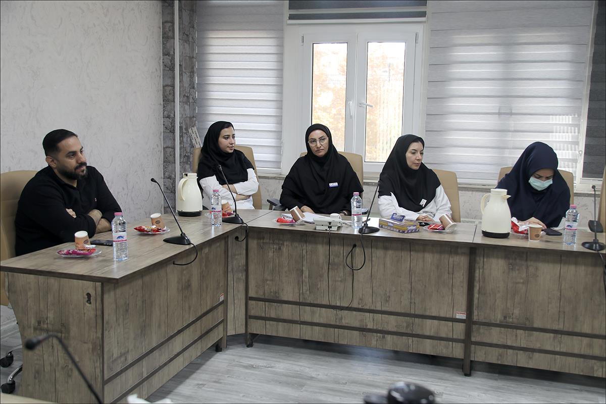 نشست اهدا احکام شورای پایگاه 16