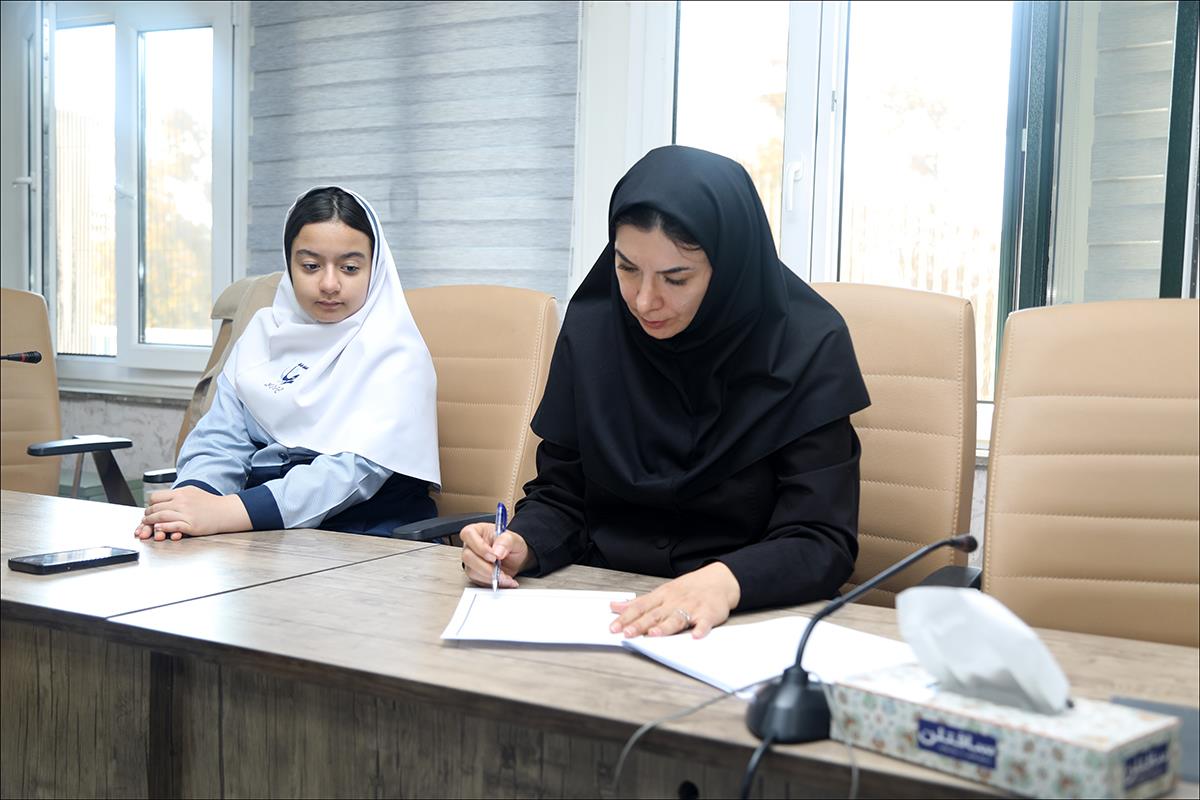 مرحله مقدماتی پنجمین دوره مسابقات قرآن وزارت نفت در بهداشت و درمان فارس برگزار شد 13