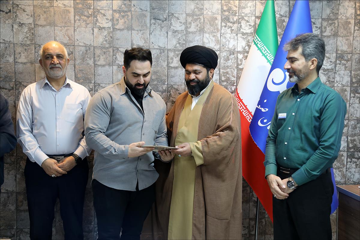 نشست اهدا احکام شورای پایگاه 12