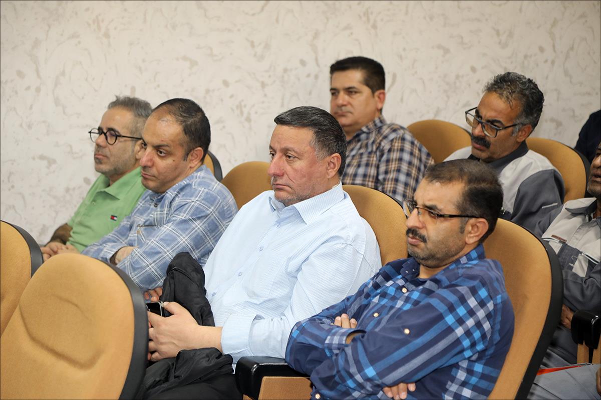 کلاس آموزش خدماتی ها 9