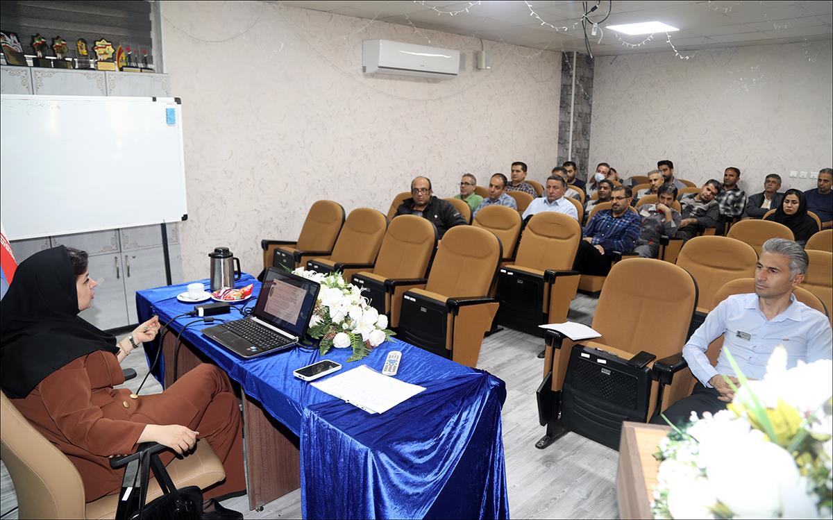 کلاس آموزش خدماتی ها 7