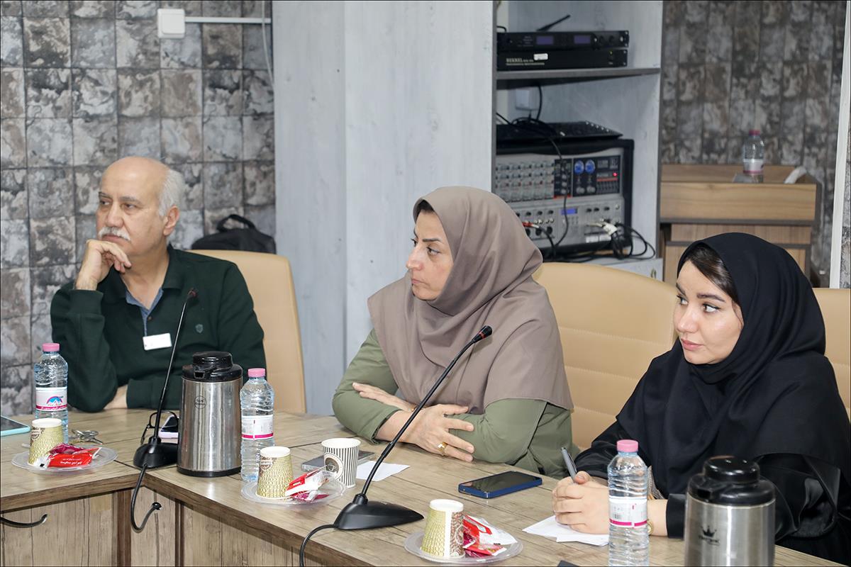 چالش های سامانه سلامت نگار در بهداشت و درمان صنعت نفت فارس بررسی شد 6