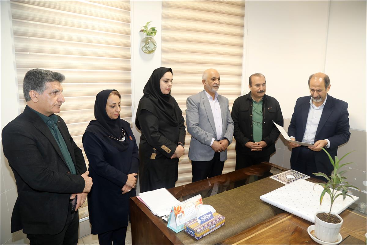 سرپرست مرکز مشاوره بهداشت و درمان صنعت نفت فارس منصوب شد 5