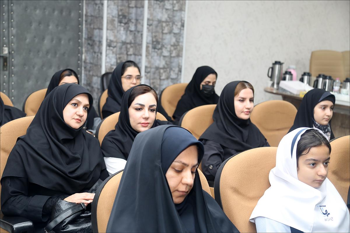 مرحله مقدماتی پنجمین دوره مسابقات قرآن وزارت نفت در بهداشت و درمان فارس برگزار شد 5