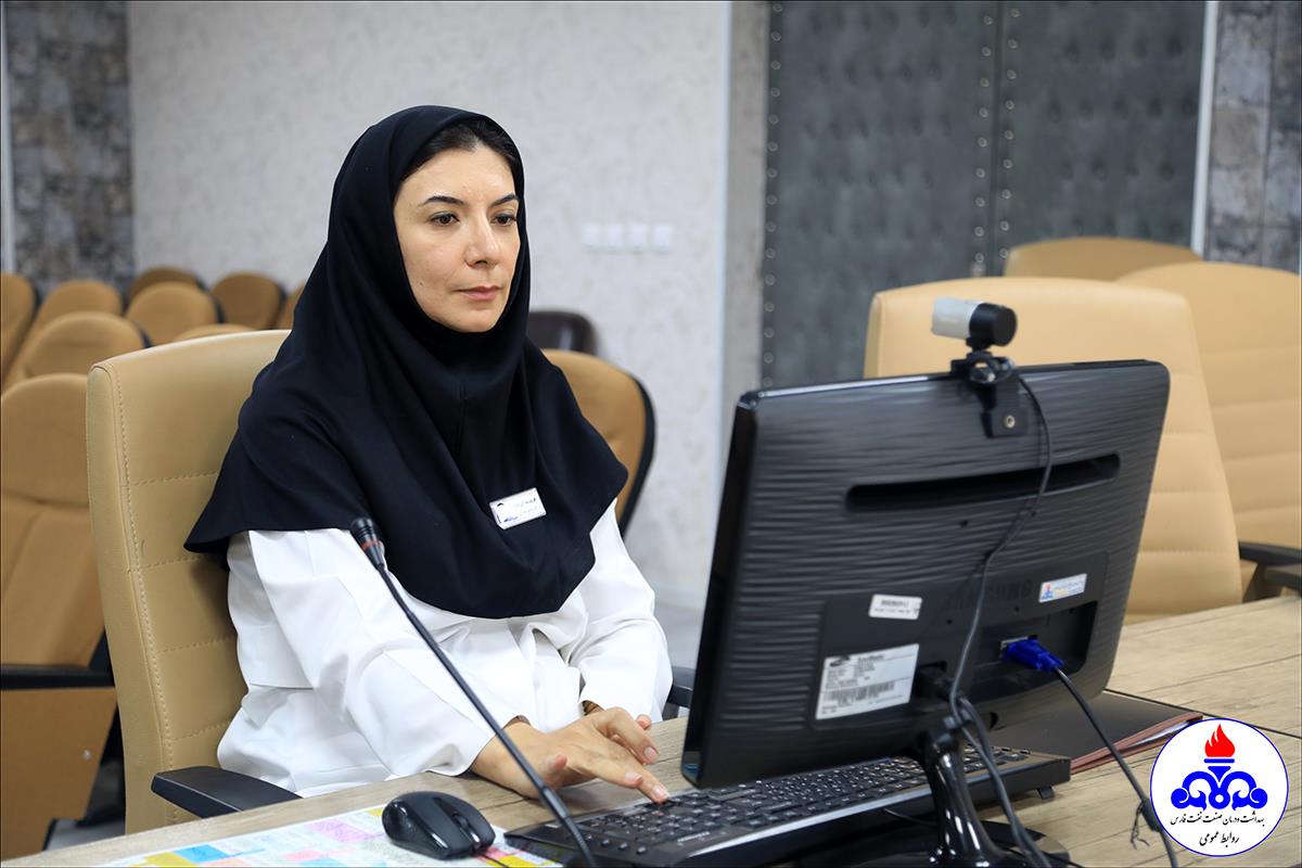 وبینار ایدز آزادفر