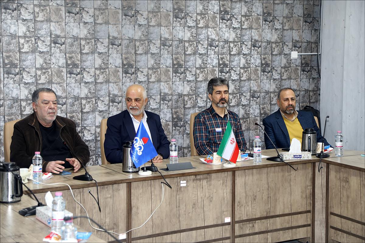 نشست معارفه مسئول پایگاه مقاومت بسیج بهداشت و درمان صنعت نفت فارس  8