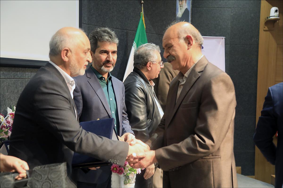 مراسم دهه فجر 44