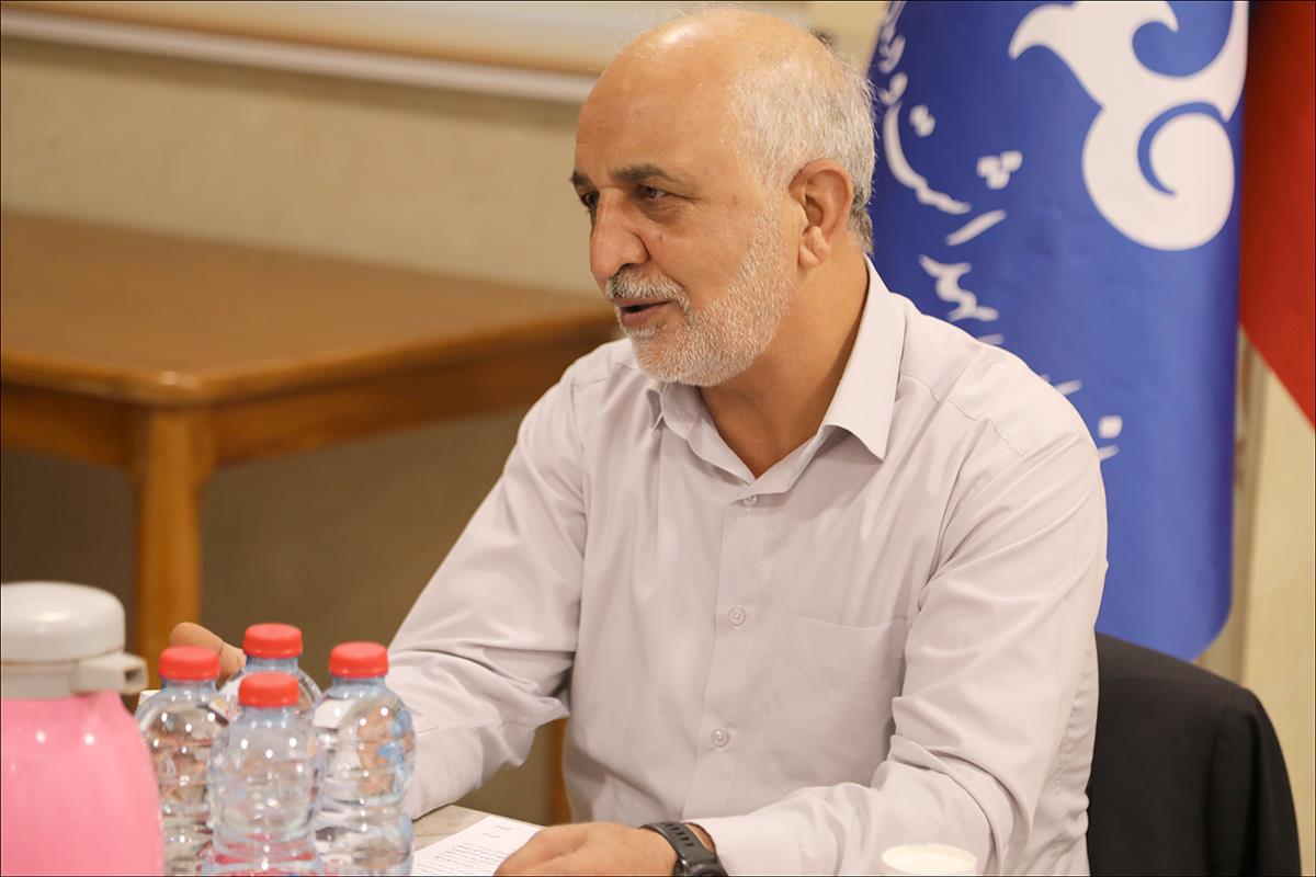 مانور دور میزی شبان 17