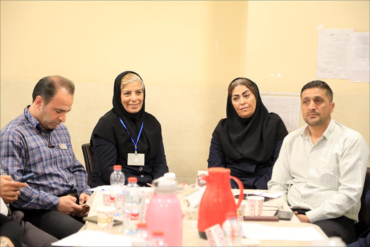 مانور دور میزی شبان 10