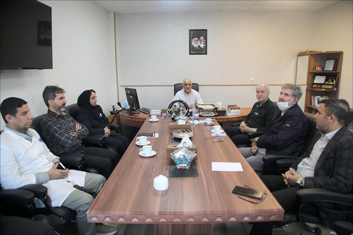 برگزاری مانورهای مدیریت بحران و پدافند غیرعامل در درمانگاه‌های خانواده بهداشت و درمان صنعت نفت فارس 1 6