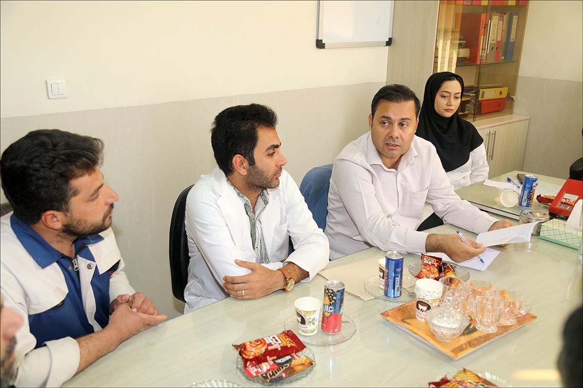 مانور دور میزی درمانگاهد مرودشت 1