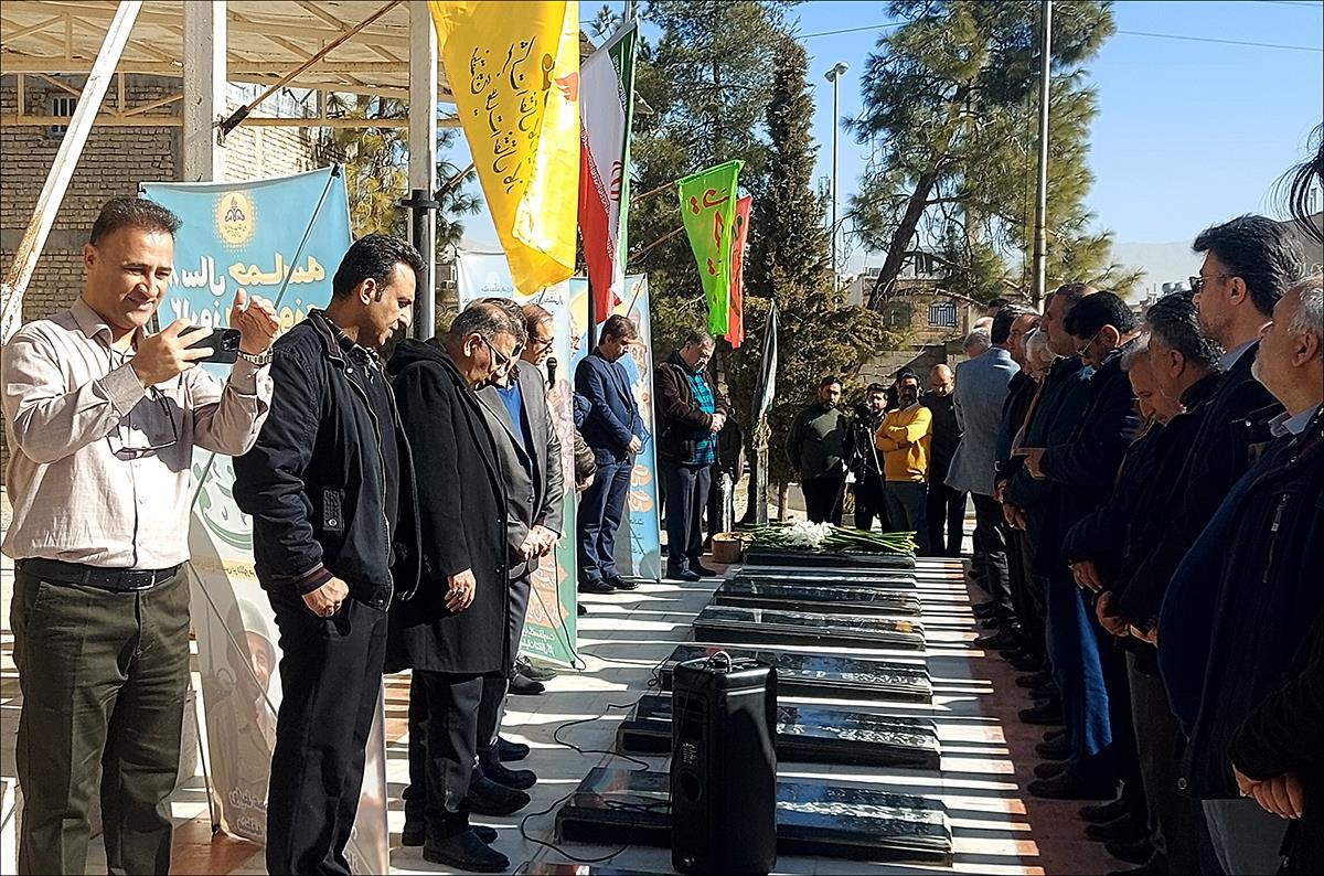 دهه فجر/زیارت قبور شهدا 5