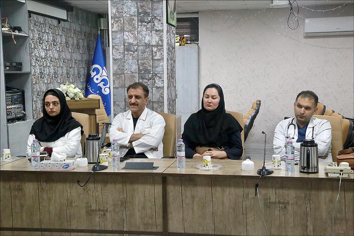 نشست هم اندیشی رییس بهداشت و درمان صنعت نفت فارس با پزشکان عمومی 13