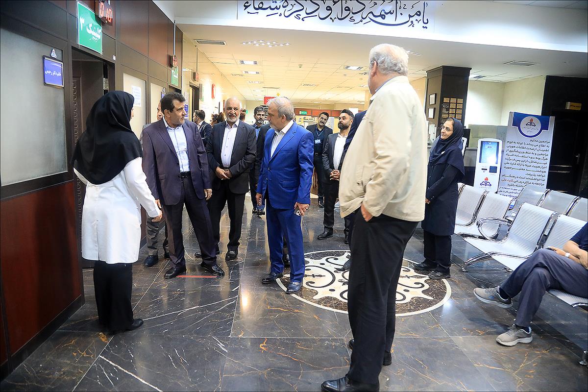 گزارش تصویری سفر یک روزه دکتر شجاع به شیراز 106