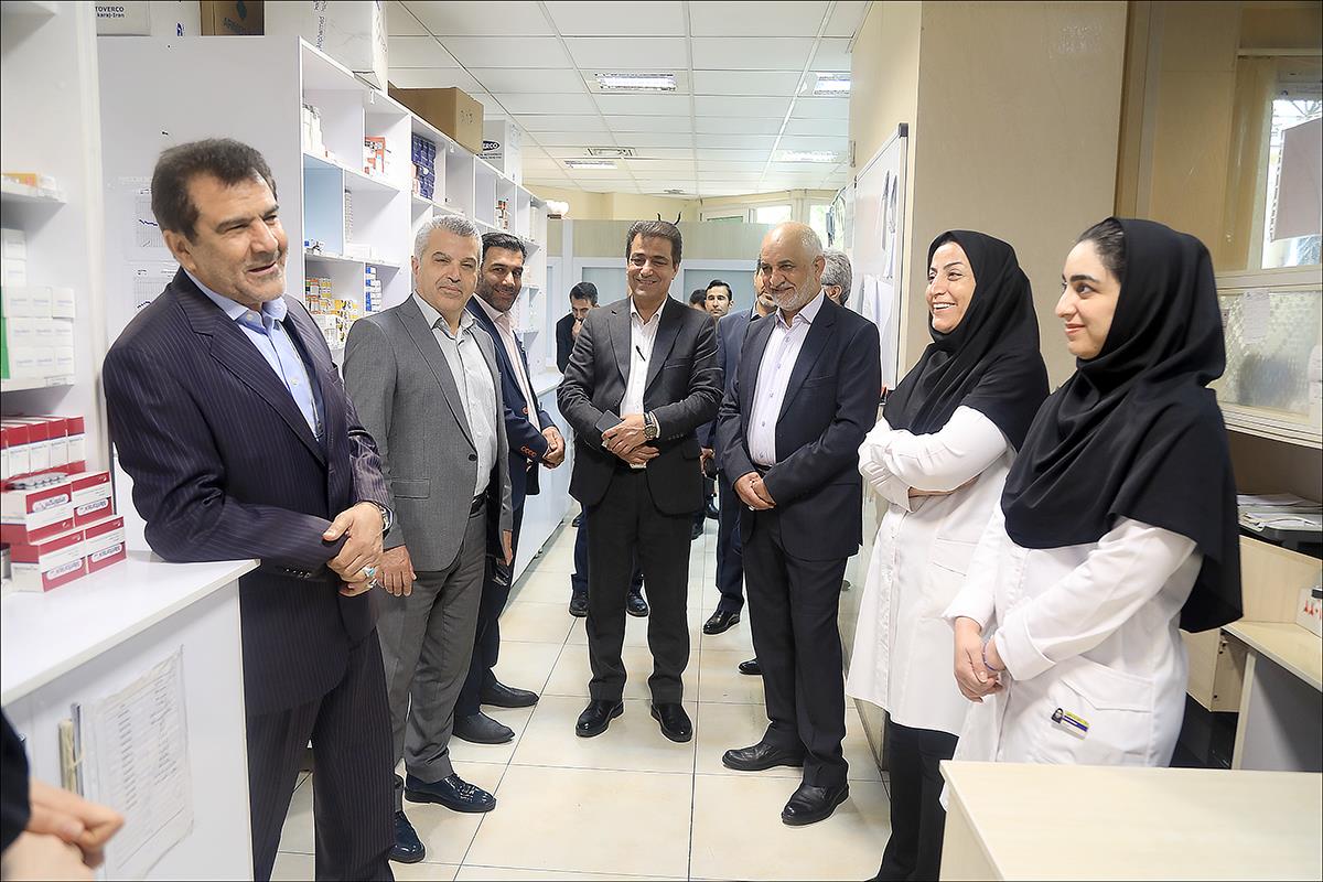 گزارش تصویری سفر یک روزه دکتر شجاع به شیراز 91