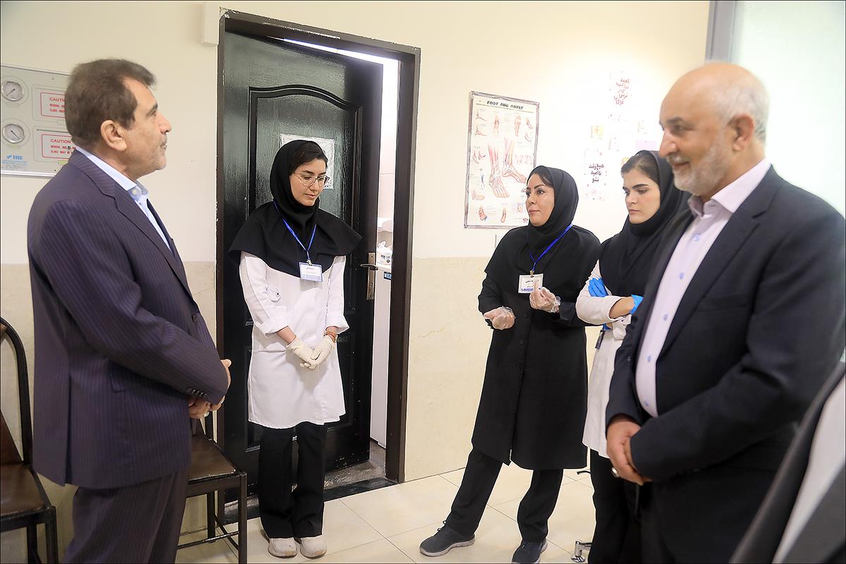 گزارش تصویری سفر یک روزه دکتر شجاع به شیراز 86