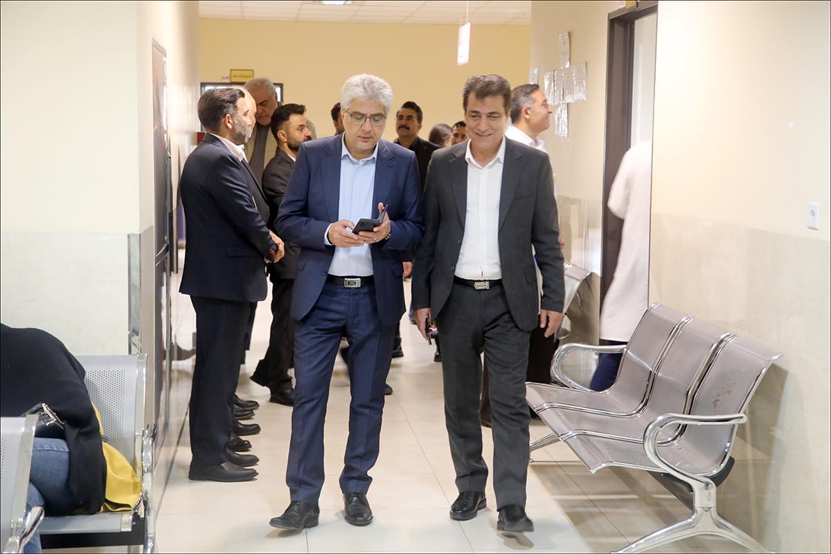 گزارش تصویری سفر یک روزه دکتر شجاع به شیراز 83