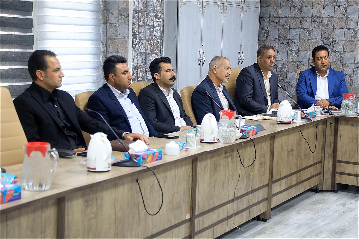 گواهینامه ثبت شورای اسلامی کار در قالب اعتبارنامه اهداء شد 22
