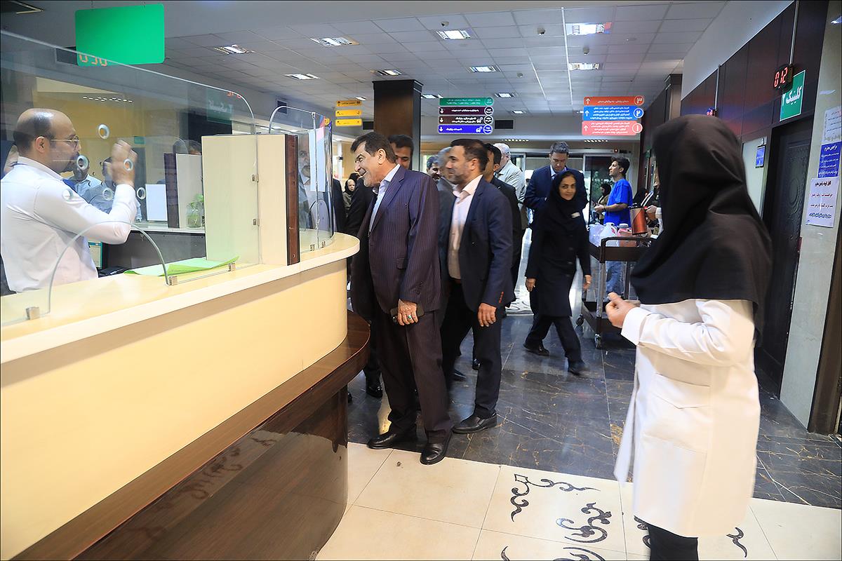 گزارش تصویری سفر یک روزه دکتر شجاع به شیراز 66