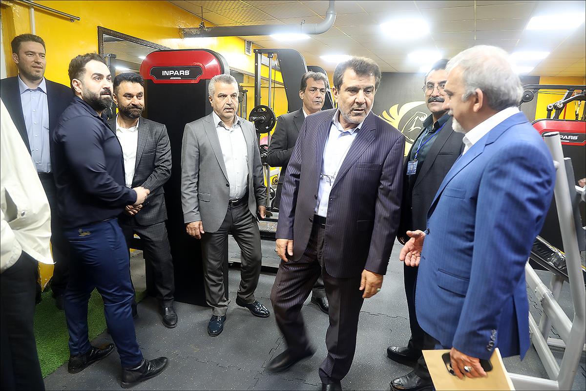 گزارش تصویری سفر یک روزه دکتر شجاع به شیراز 60