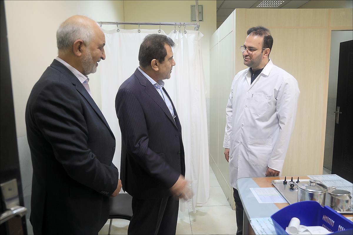 گزارش تصویری سفر یک روزه دکتر شجاع به شیراز 11