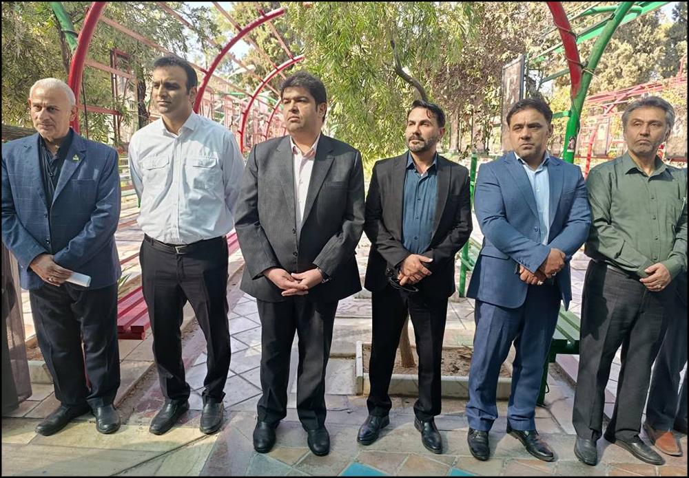 تجدید میثاق با شهدای دفاع مقدس؛ گلباران قبور شهدای جنگ رمضان در صنعت نفت فارس 2