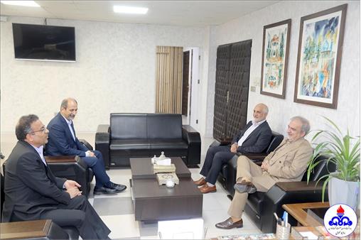 مدیر سلامت سازمان با سرپرست شرکت ملی پخش فرآورده‌های نفتی منطقه فارس دیدار کرد