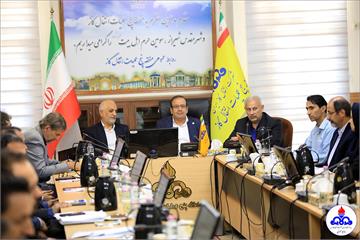 نشست هم اندیشی مدیران شرکت های نفتی فارس با رییس بهداشت و درمان صنعت نفت فارس برگزار شد